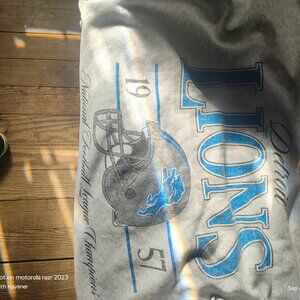 Detroit Lions crew neck